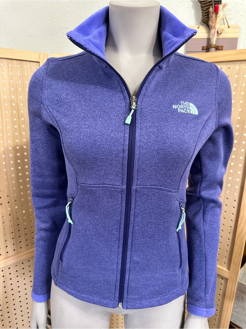 The North Face Women's Heathered Purple Full-Zip Fleece Jacket